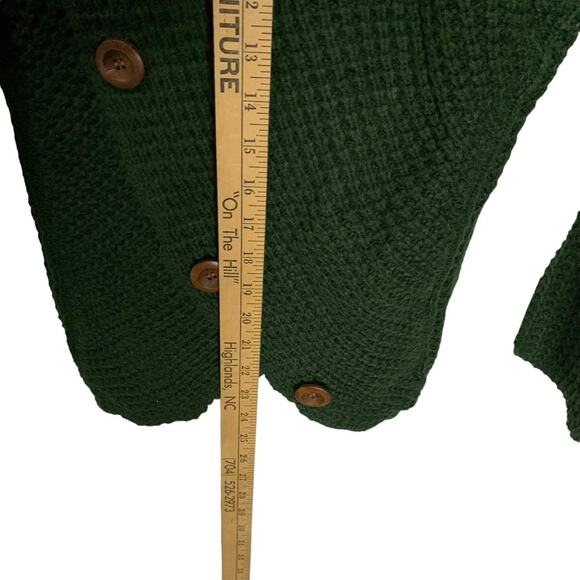 Green Cowl Neck Sweater. - Picture 8 of 9